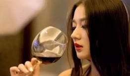 紅酒女人爆料視頻播放在線觀看,獨(dú)家揭秘幕后真相