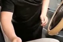 爆料賣茶大哥視頻播放,視頻播放背后的驚人真相