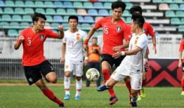 球員喝醉酒爆料視頻在線觀看,揭秘球場背后真相