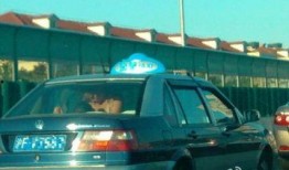 張揚(yáng)出租車爆料視頻最新,行業(yè)亂象與真相大曝光