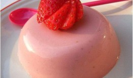草莓布丁爆料怎么做視頻,簡單美味，輕松上手