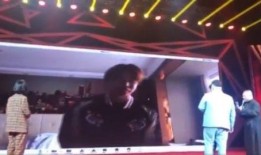 德云社400人爆料視頻,揭秘相聲界的幕后故事與風(fēng)云變幻